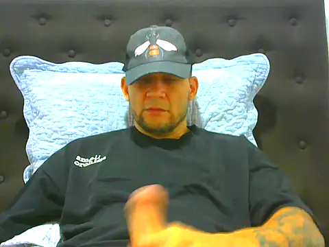 Snapshot of altenori chatting on May 2026 01:12:01 AM altenori online show from May 2026 01:12:01 AM