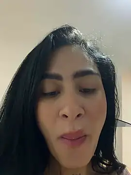 Snapshot of MoraFit_ chatting on May 2026 02:12:01 PM MoraFit online show from May 2026 02:12:01 PM