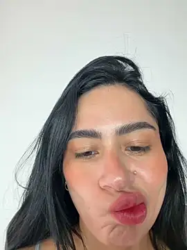 Snapshot of MoraFit_ chatting on June 2026 02:08:02 PM MoraFit online show from June 2026 02:08:02 PM