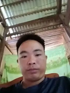 Snapshot of boy-pho- chatting on June 2026 03:18:01 AM boy-pho- online show from June 2026 03:18:01 AM