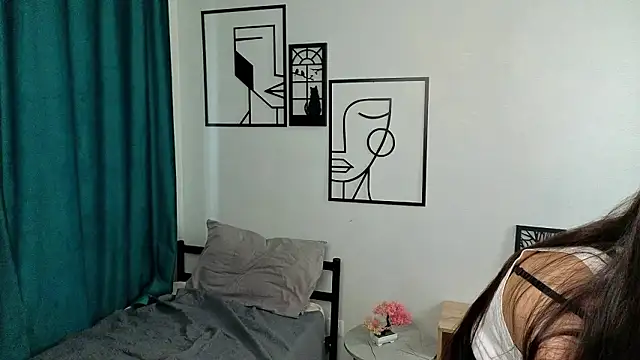 Snapshot of SilvaBoutros chatting on March 2026 05:29:02 AM SilvaBoutros online show from March 2026 05:29:02 AM