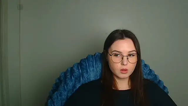 Nika nik a online show from March 2026 04:01:02 PM