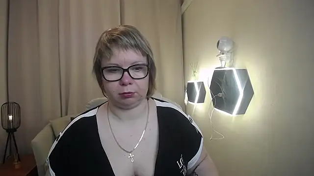 BonnnyBoobsy online show from April 2026 06:07:02 AM