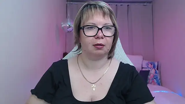 Snapshot of BonnnyBoobsy chatting on May 2026 06:39:01 PM BonnnyBoobsy online show from May 2026 06:39:01 PM