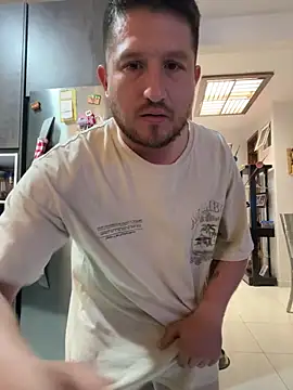 Snapshot of leonel37- chatting on March 2026 02:22:02 PM leonel37- online show from March 2026 02:22:02 PM