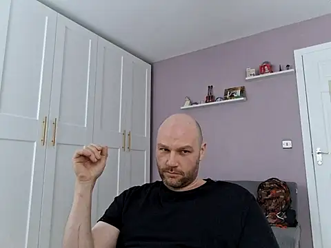 Snapshot of pitch_122 chatting on March 2026 05:34:01 PM pitch 122 online show from March 2026 05:34:01 PM