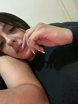 Snapshot of emiiross chatting on July 2026 06:26:02 AM emiiross online show from July 2026 06:26:02 AM
