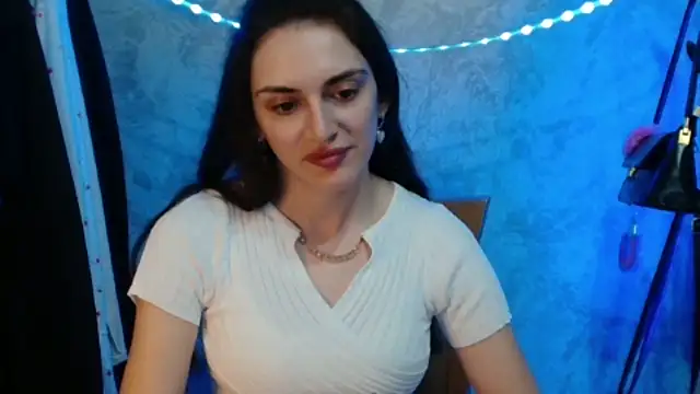 Snapshot of RoxiCherry chatting on April 2026 09:12:02 AM RoxiCherry online show from April 2026 09:12:02 AM