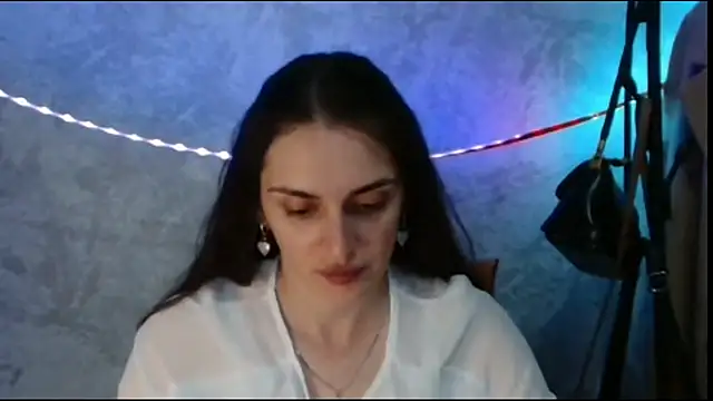 Snapshot of RoxiCherry chatting on May 2026 06:41:02 AM RoxiCherry online show from May 2026 06:41:02 AM