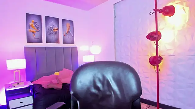 Snapshot of linda_norris_ chatting on July 2026 03:03:02 PM linda norris online show from July 2026 03:03:02 PM
