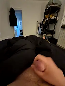 Snapshot of lolo0105 chatting on April 2026 05:40:01 AM lolo0105 online show from April 2026 05:40:01 AM