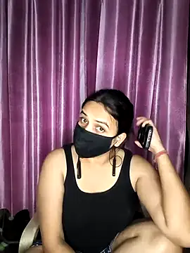 Snapshot of REENA-STRIP chatting on May 2026 06:38:02 PM REENA-STRIP online show from May 2026 06:38:02 PM