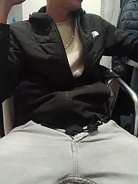 Skinboy06 online show from May 2026 06:14:02 PM