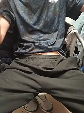 Skinboy06 online show from May 2026 06:04:02 PM