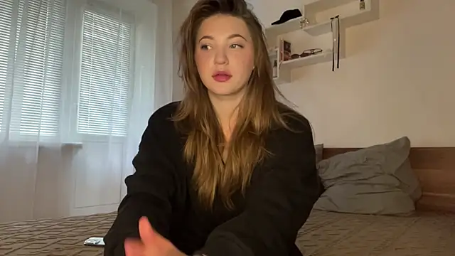 1Kellynaive online show from May 2026 03:29:02 PM