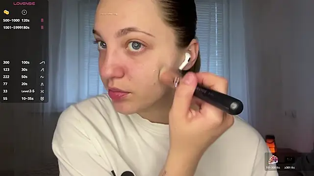 1Kellynaive online show from May 2026 03:31:02 PM