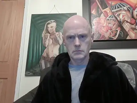 Snapshot of Useless_Wanker chatting on April 2026 02:42:01 AM Useless Wanker online show from April 2026 02:42:01 AM