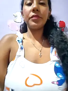 Snapshot of emily_fox01 chatting on June 2026 04:25:01 AM emily fox01 online show from June 2026 04:25:01 AM