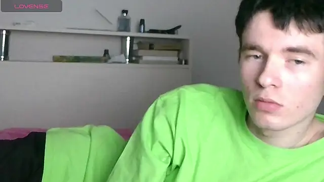 Snapshot of Ernest_ice chatting on April 2026 04:30:01 PM Ernest ice online show from April 2026 04:30:01 PM