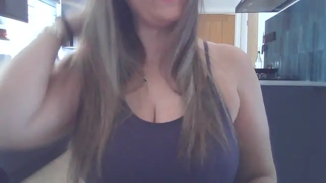 Snapshot of Goddess-GraceX chatting on April 2026 12:25:01 PM Goddess-GraceX online show from April 2026 12:25:01 PM