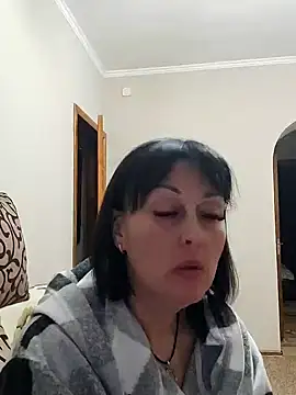 HelgaDennis online show from May 2026 08:03:02 PM
