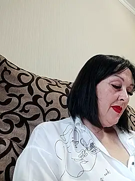 HelgaDennis online show from June 2026 04:31:02 PM