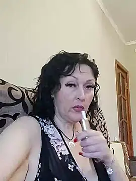 Snapshot of HelgaDennis chatting on June 2026 05:23:02 AM HelgaDennis online show from June 2026 05:23:02 AM
