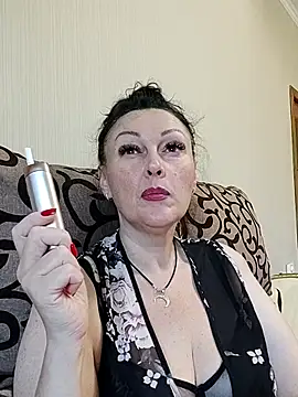 Snapshot of HelgaDennis chatting on July 2026 05:53:02 AM HelgaDennis online show from July 2026 05:53:02 AM