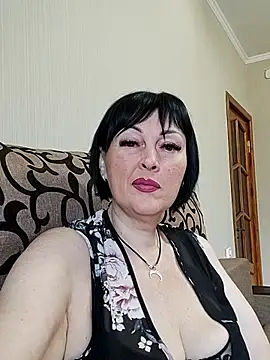 Snapshot of HelgaDennis chatting on July 2026 06:07:02 AM HelgaDennis online show from July 2026 06:07:02 AM