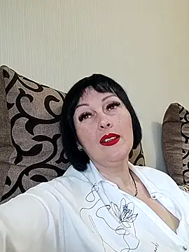 Snapshot of HelgaDennis chatting on July 2026 06:38:01 AM HelgaDennis online show from July 2026 06:38:01 AM