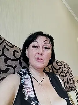 Snapshot of HelgaDennis chatting on July 2026 11:01:02 AM HelgaDennis online show from July 2026 11:01:02 AM