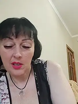 Snapshot of HelgaDennis chatting on July 2026 06:16:02 AM HelgaDennis online show from July 2026 06:16:02 AM