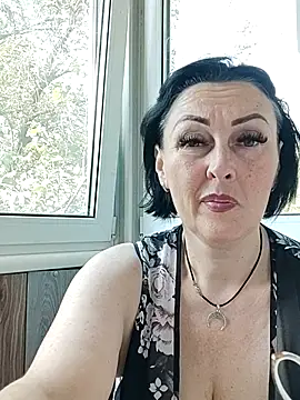 Snapshot of HelgaDennis chatting on August 2026 12:52:02 PM HelgaDennis online show from August 2026 12:52:02 PM
