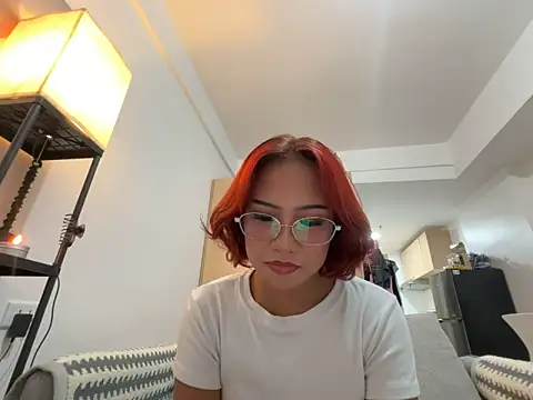 Snapshot of misscutee chatting on June 2026 02:27:02 PM misscutee online show from June 2026 02:27:02 PM