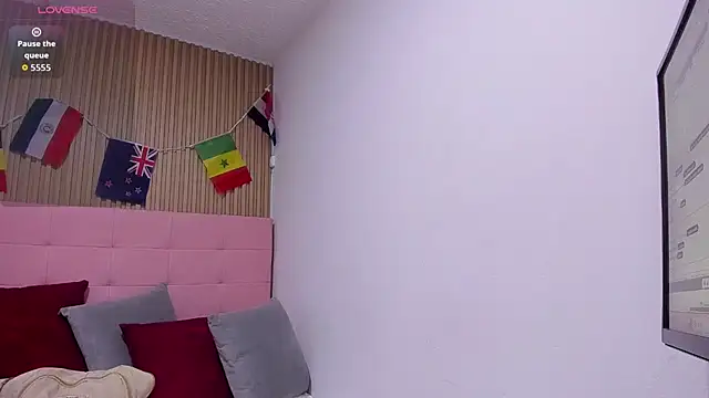 Snapshot of luna_lat chatting on June 2026 11:36:01 AM luna lat online show from June 2026 11:36:01 AM