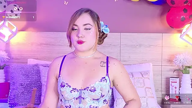 ElenaGilbertAdams online show from June 2026 01:41:02 PM