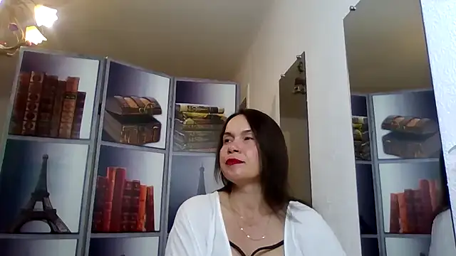 Selena Moo online show from May 2026 08:19:01 AM