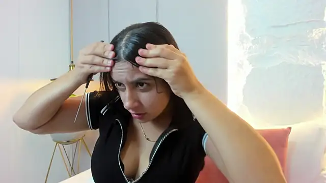 kira relish online show from June 2026 11:19:05 AM