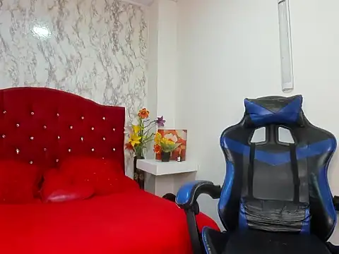 Dominic Blaze online show from May 2026 06:02:02 PM