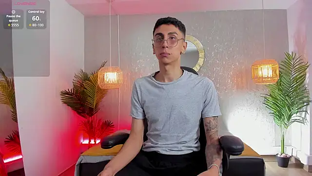 Snapshot of Gio_carangi chatting on June 2026 04:05:01 AM Gio carangi online show from June 2026 04:05:01 AM