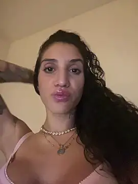 Yailin-Arg online show from March 2026 04:06:01 AM