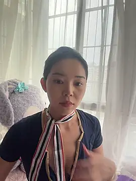 Snapshot of kiki-chloe chatting on April 2026 07:04:01 AM kiki-chloe online show from April 2026 07:04:01 AM