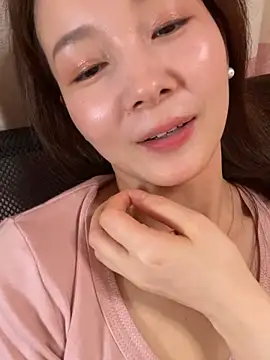 Snapshot of Tingting-rd chatting on June 2026 10:51:01 AM Tingting-rd online show from June 2026 10:51:01 AM