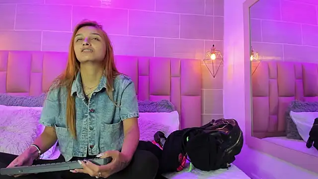 Mia-Dolls online show from April 2026 03:48:01 AM