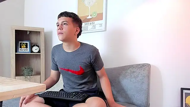 Snapshot of dennis_hills chatting on March 2026 12:54:02 PM dennis hills online show from March 2026 12:54:02 PM