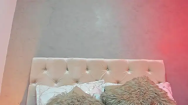Snapshot of SophieVelt chatting on April 2026 09:12:02 PM SophieVelt online show from April 2026 09:12:02 PM