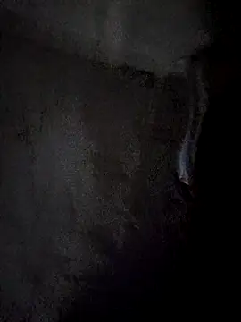 Snapshot of silverbearboy chatting on May 2026 09:40:01 AM silverbearboy online show from May 2026 09:40:01 AM