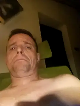 Nadrzeny83 online show from March 2026 03:22:02 AM