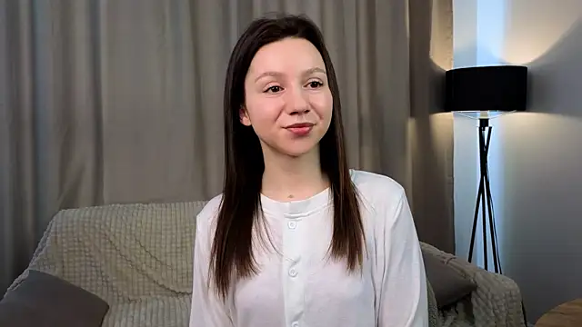 nikatiny online show from April 2026 12:13:01 PM