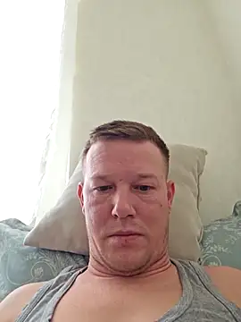 Garfieldd12 online show from March 2026 04:39:01 AM